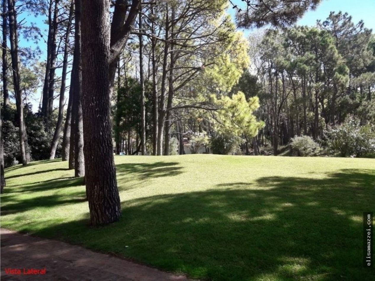 CASA EN VENTA - PINAMAR NORTE - SOBRE DOS LOTES