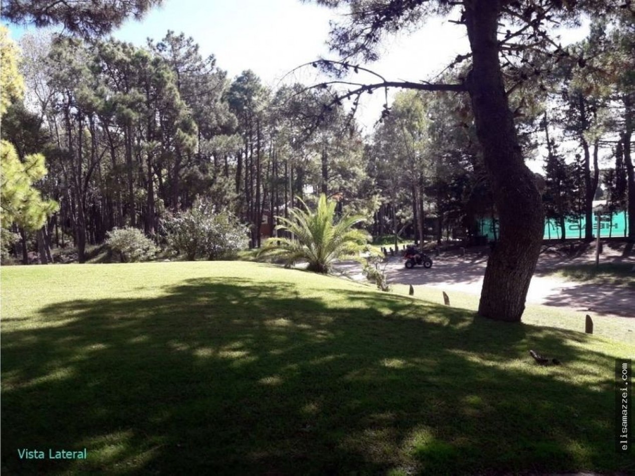 CASA EN VENTA - PINAMAR NORTE - SOBRE DOS LOTES