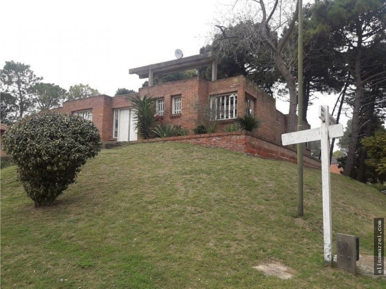 CASA EN VENTA - PINAMAR 