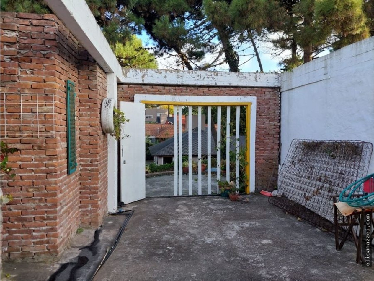 CASA EN VENTA - PINAMAR 