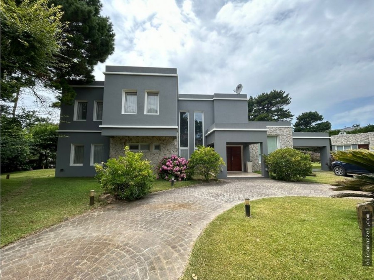 CASA EN ALQUILER - VERANO 2025 - PINAMAR