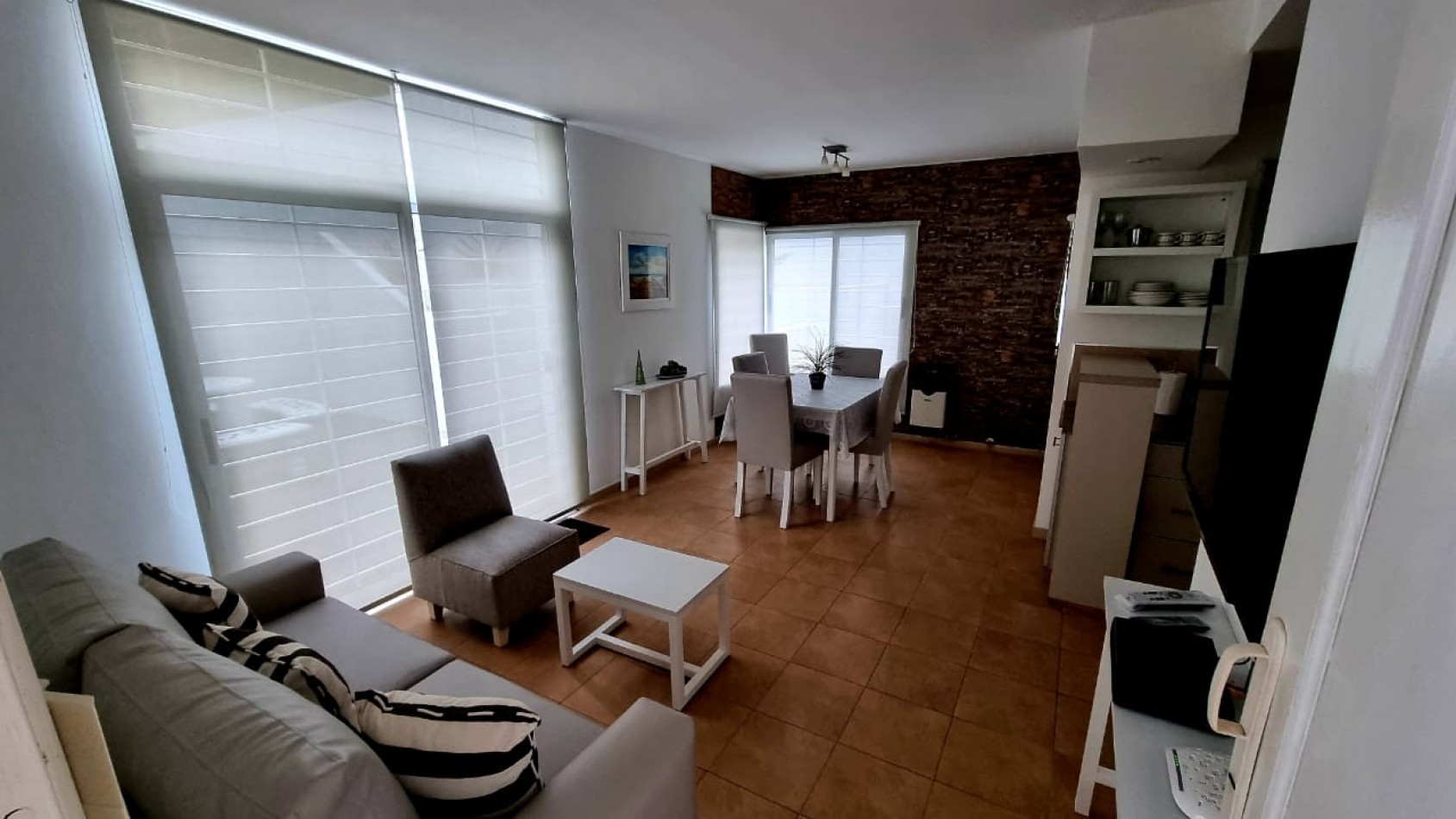 DEPARTAMENTO TRES AMBIENTES EN ALQUILER - VERANO 2025 - PINAMAR