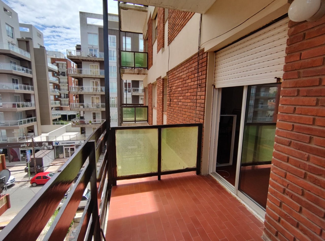 DEPARTAMENTO MONOAMBIENTE EN VENTA - PINAMAR CENTRO