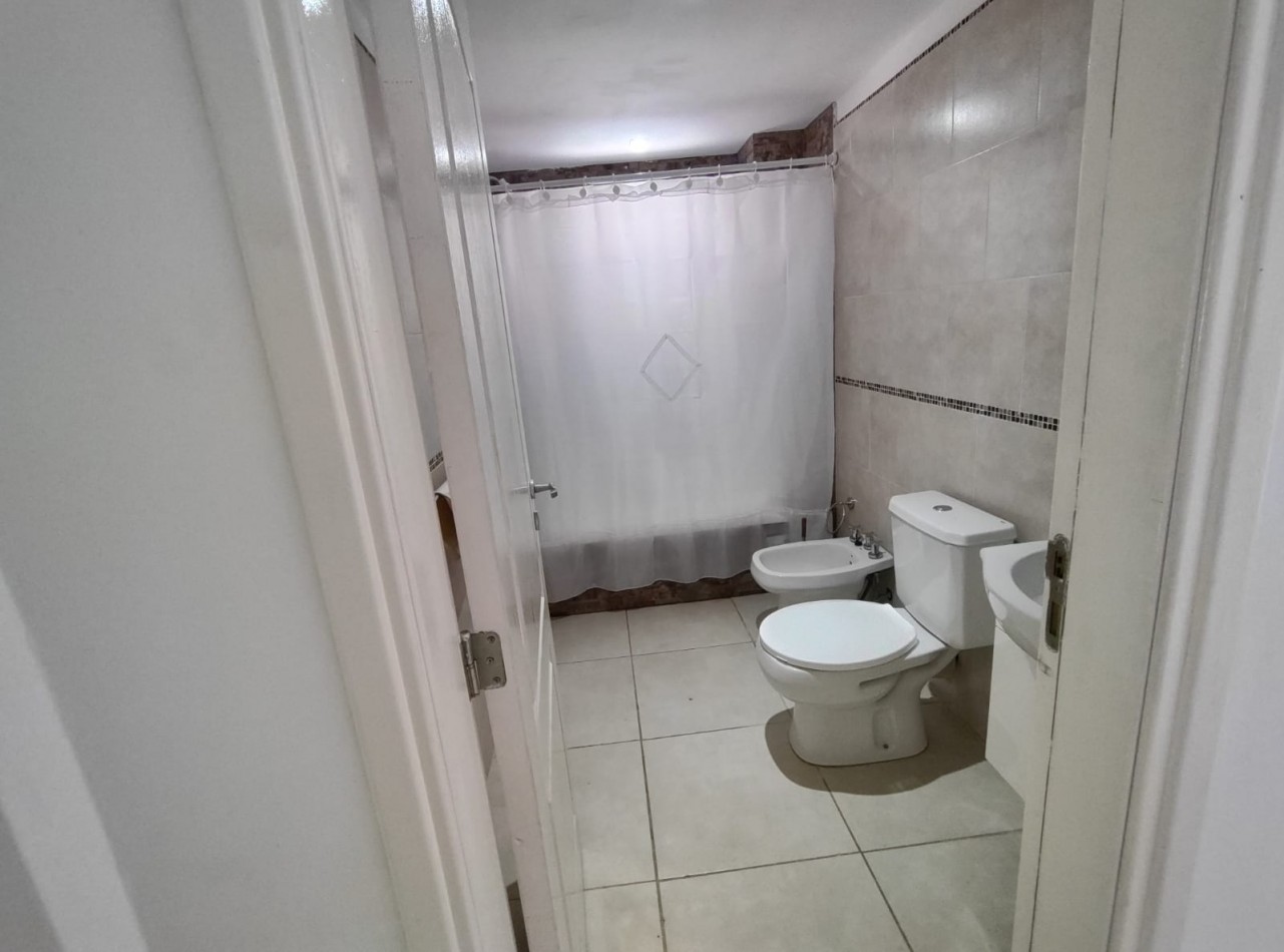 DEPARTAMENTO DOS AMBIENTES EN VENTA - MAR DE OSTENDE 