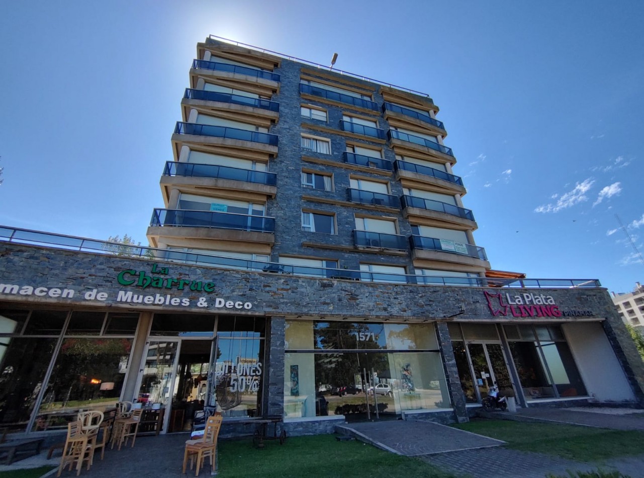 DEPARTAMENTO DOS AMBIENTES EN VENTA - PINAMAR 