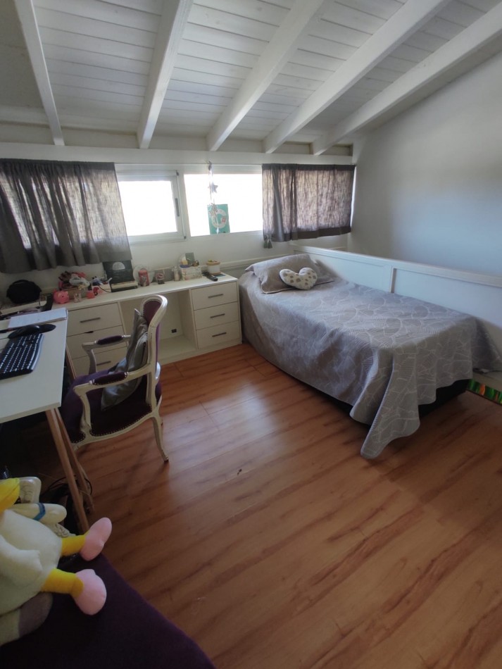 DEPARTAMENTO CUATRO AMBIENTES - EN VENTA- PINAMAR CENTRO