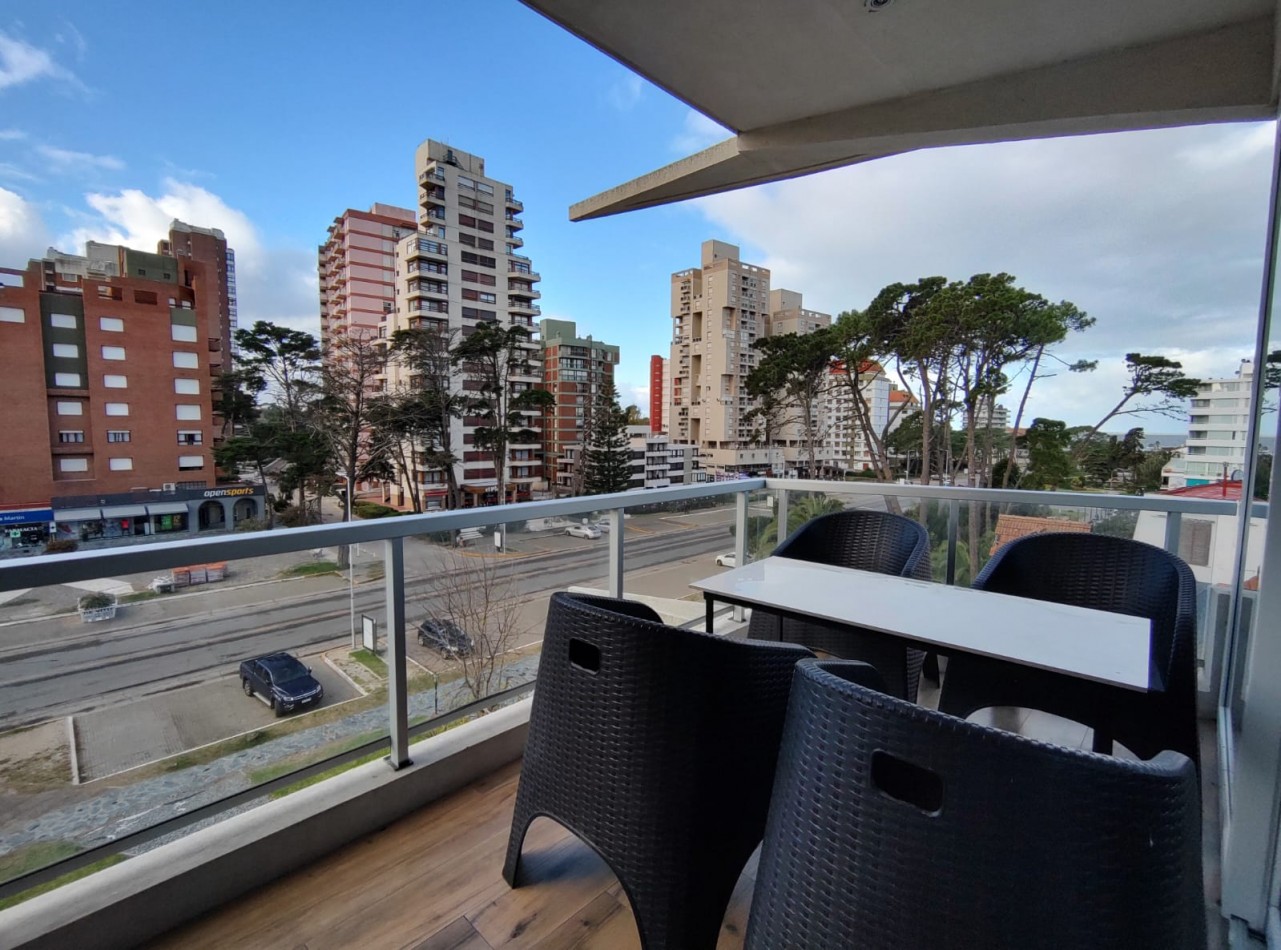 DEPARTAMENTO TRES AMBIENTES EN VENTA - PINAMAR