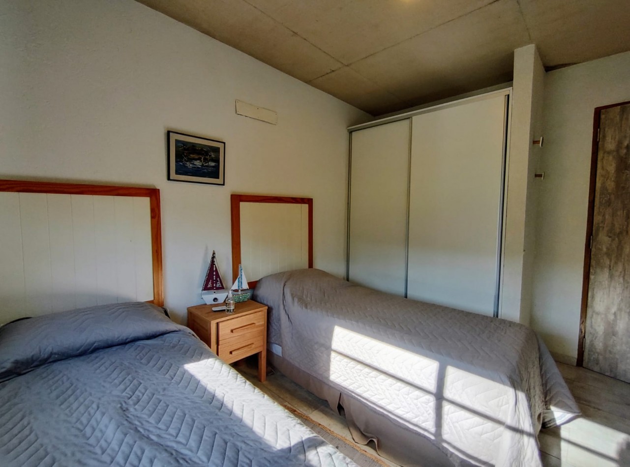 DEPARTAMENTO - CASA - CUATRO  AMBIENTES EN VENTA - PINAMAR