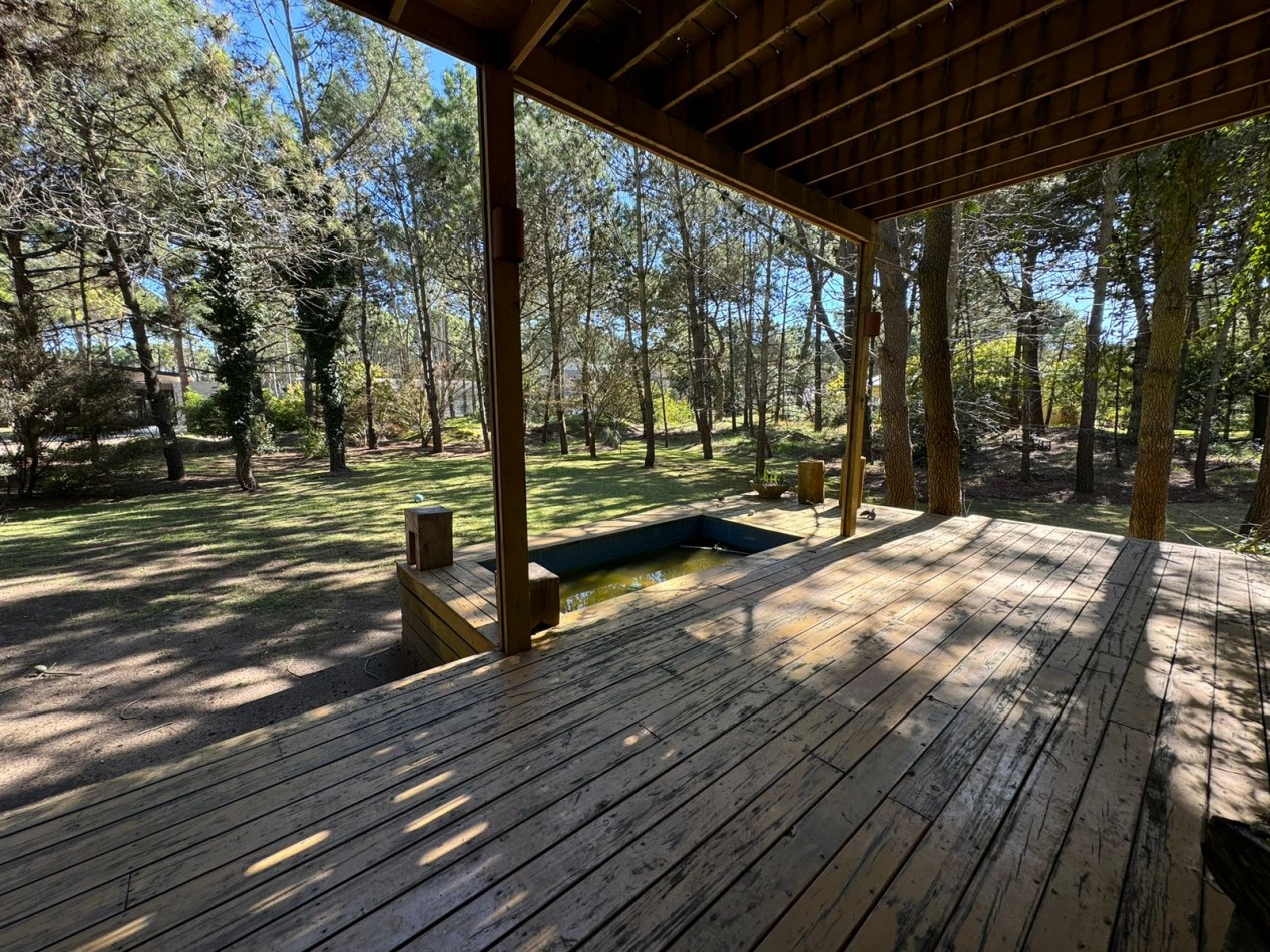 CASA EN ALQUILER ANUAL - LA HERRADURA - PINAMAR