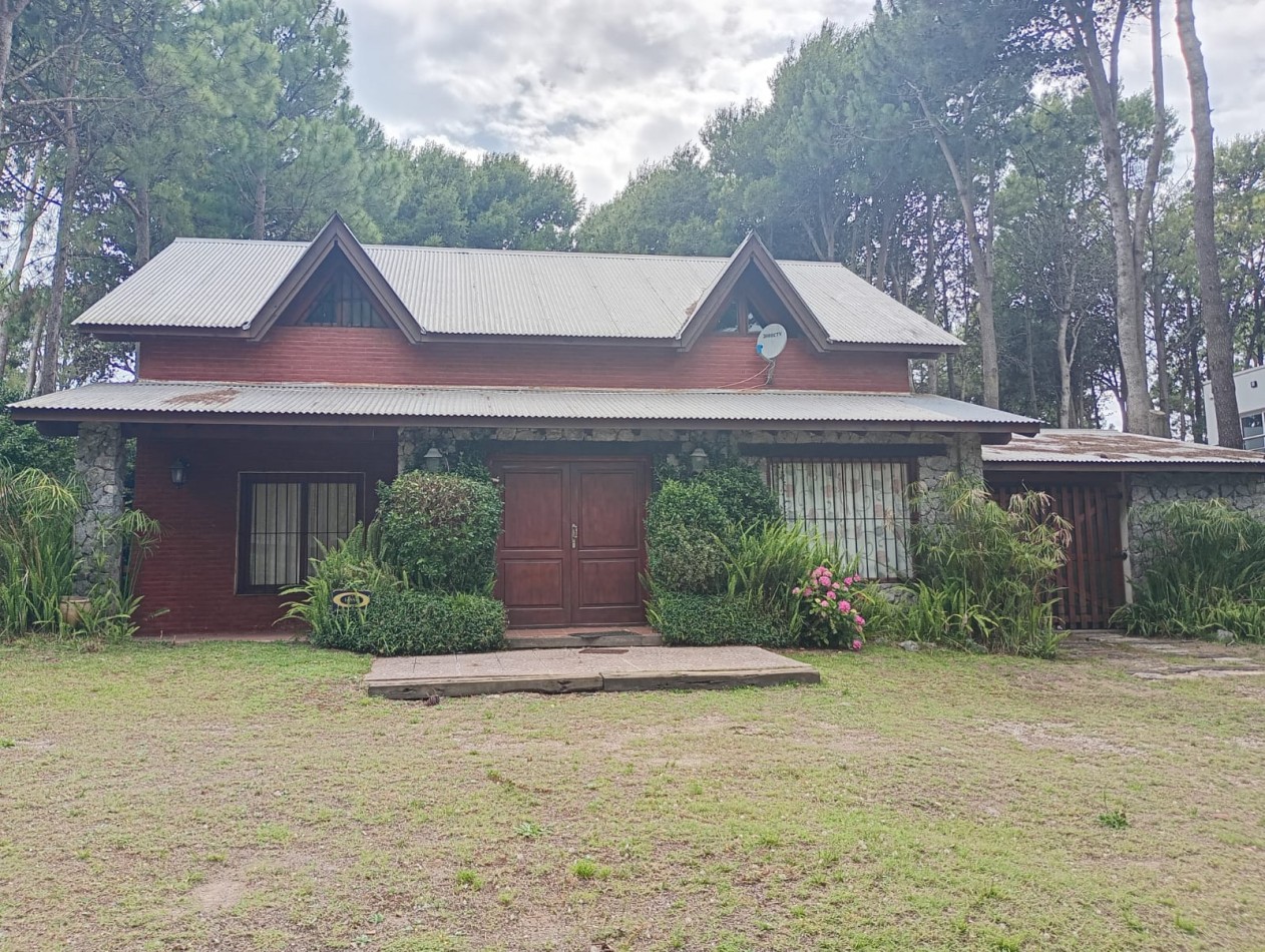 CASA EN VENTA - PINAMAR - OPORTUNIDAD