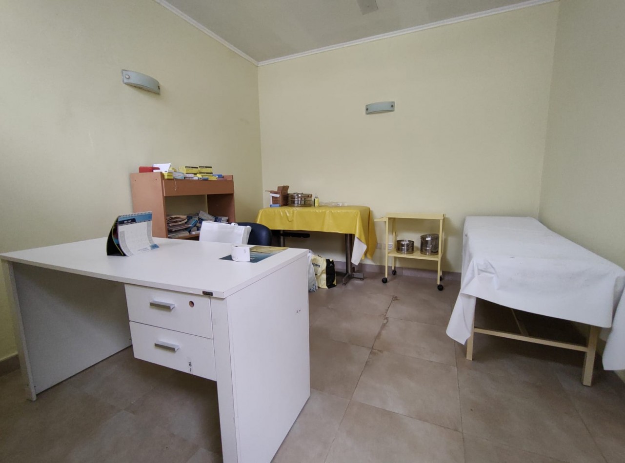 CLINICA EN VENTA CON DEPARTAMENTOS - PINAMAR CENTRO