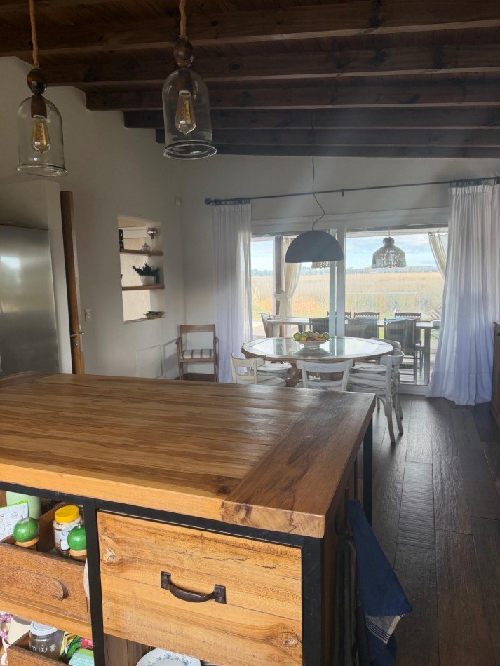 CASA EN ALQUILER ANUAL 