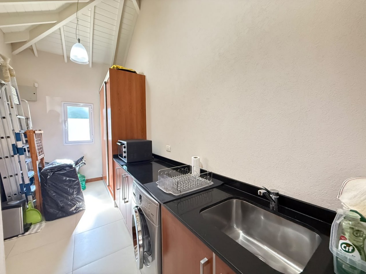 CASA EN VENTA - VALERIA DEL MAR - PINAMAR 