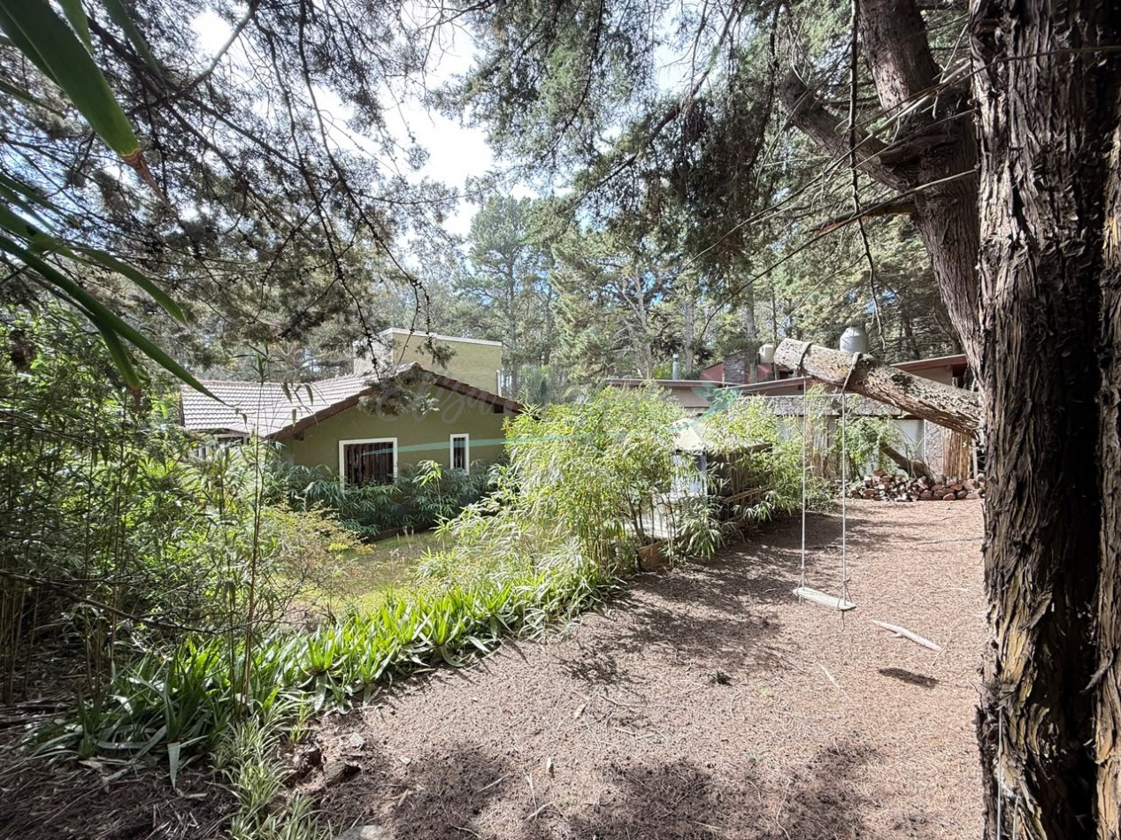 CASA EN VENTA - MAR DE LAS PAMPAS