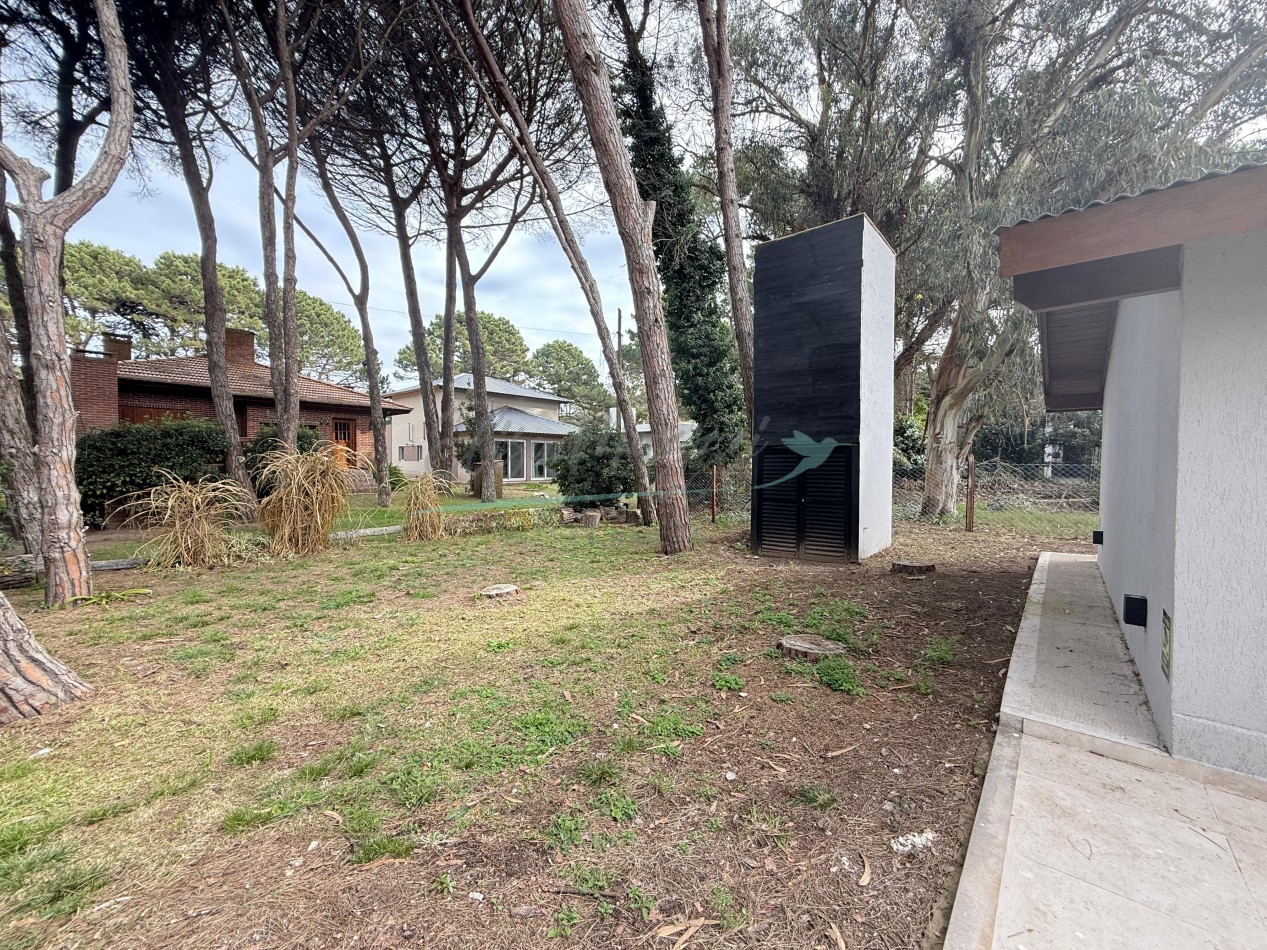 CASA A ESTRENAR EN VENTA - PINAMAR