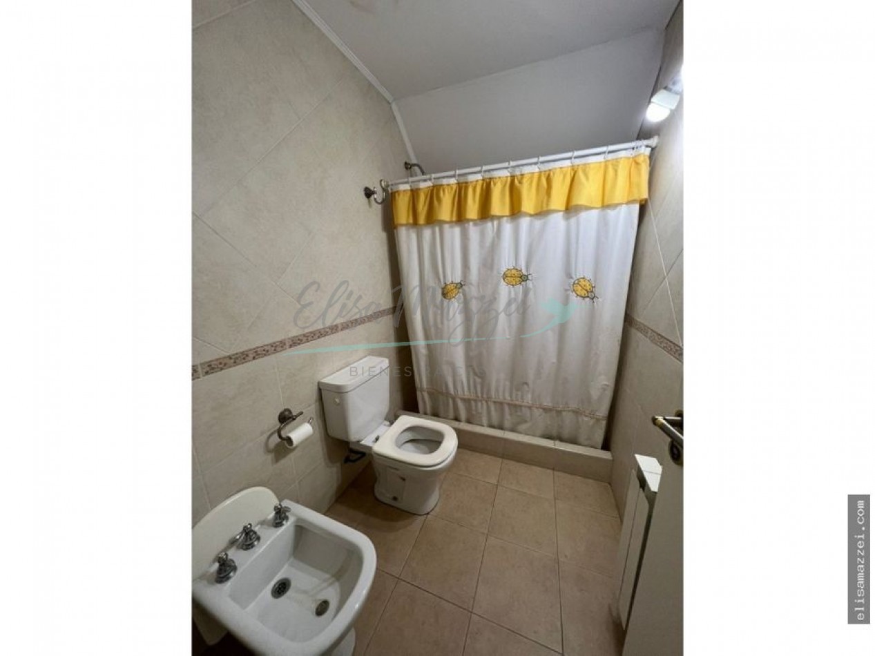 CASA EN VENTA - PINAMAR