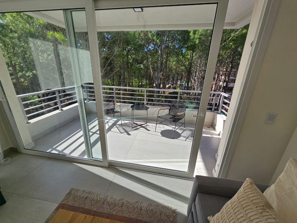 DEPARTAMENTO EN ALQUILER DE MARZO A DICIEMBRE - PINAMAR NORTE