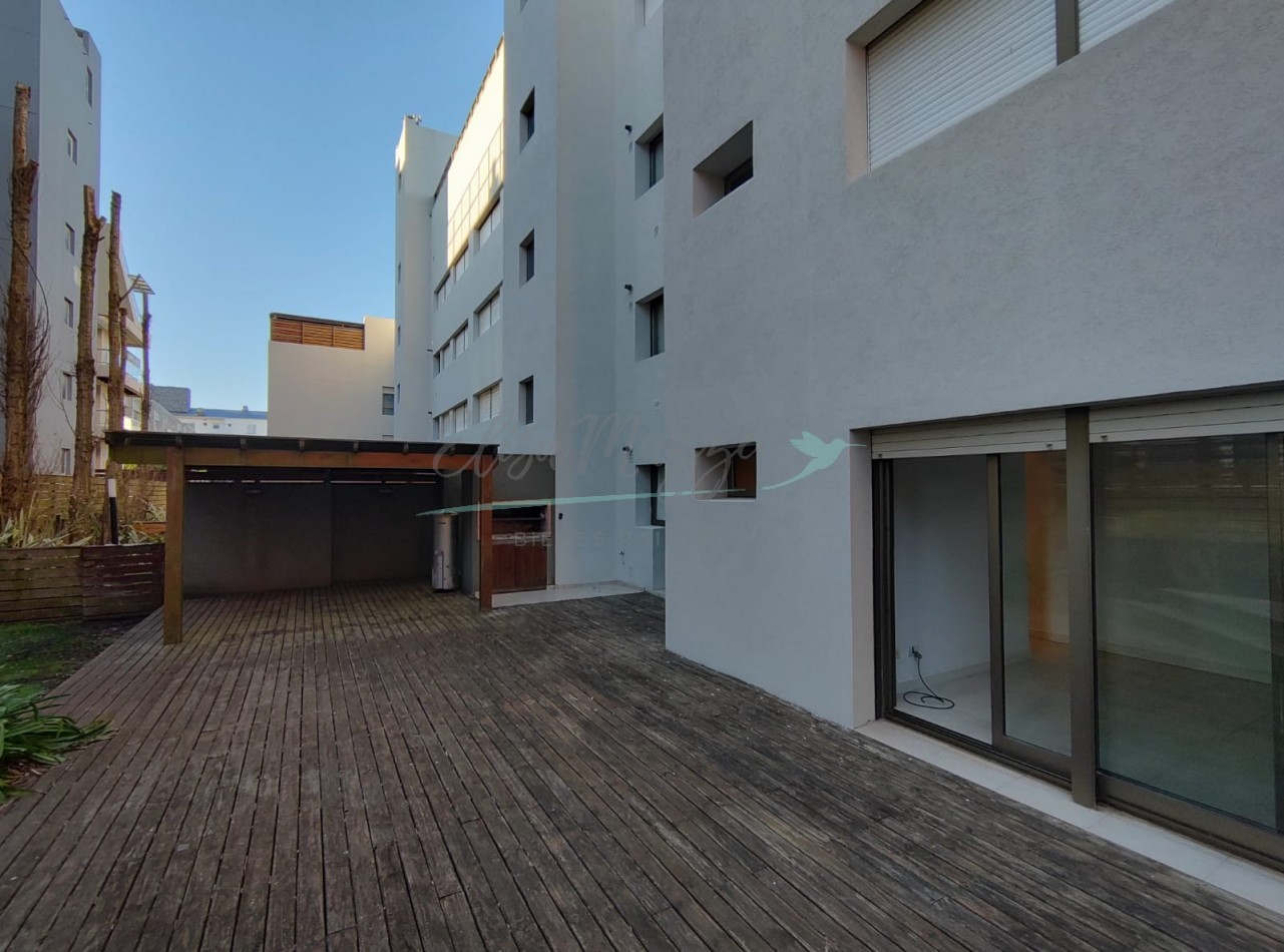 DEPARTAMENTO EN VENTA FRENTE AL MAR - PINAMAR