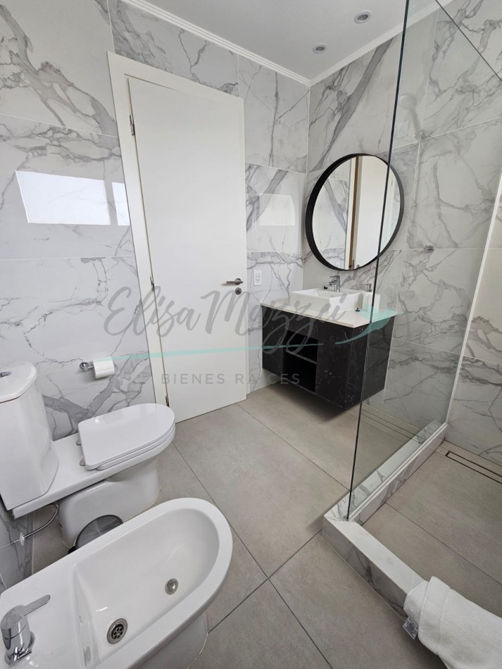 DEPARTAMENTO EN ALQUILER DE MARZO A DICIEMBRE - PINAMAR NORTE