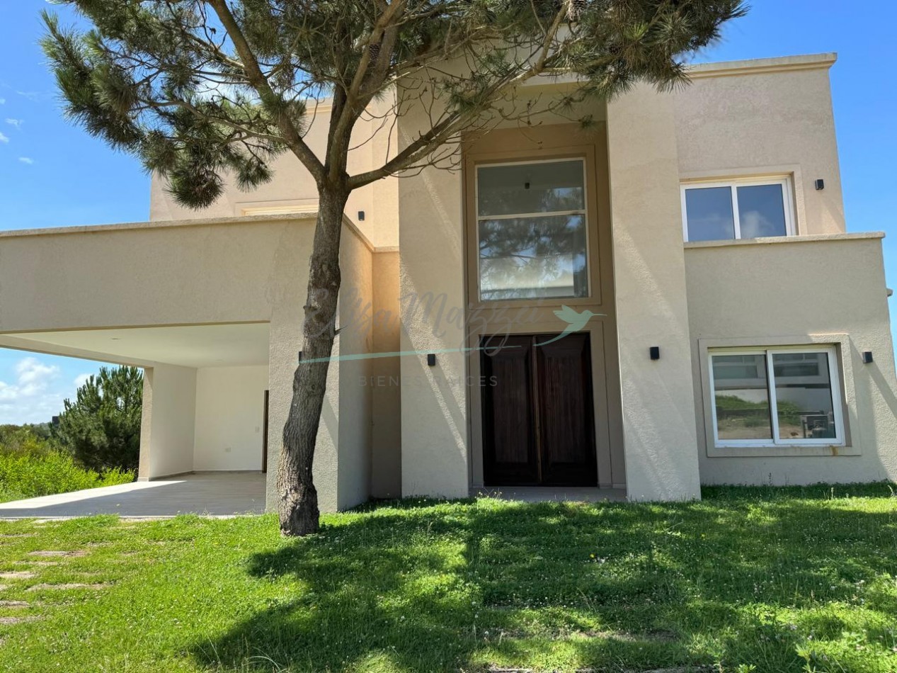 OPORTUNIDAD - CASA EN VENTA - COSTA ESMERALDA