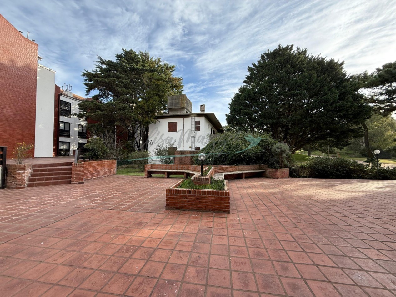 DEPARTAMENTO DOS AMBIENTES EN ALQUILER ANUAL - PINAMAR 