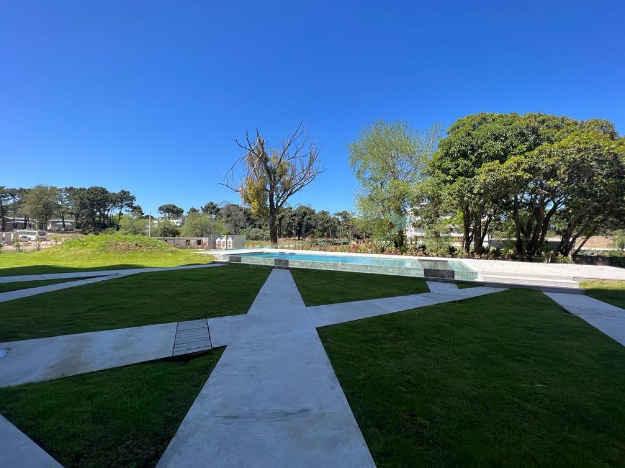 DEPARTAMENTO DOS AMBIENTES EN VENTA - PINAMAR