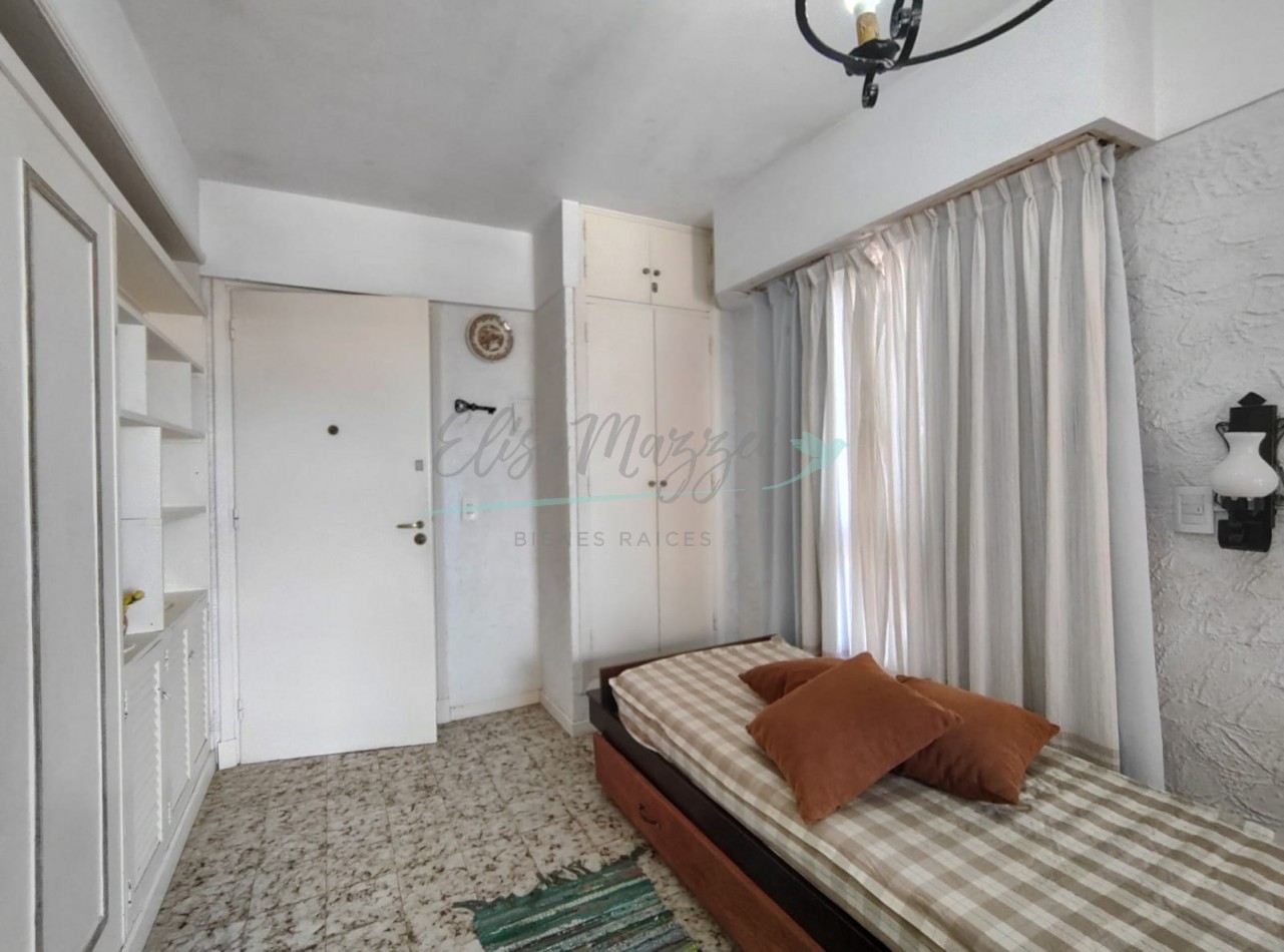 DEPARTAMENTO EN ALQUILER ANUAL - A METROS DEL MAR - PINAMAR CENTRO