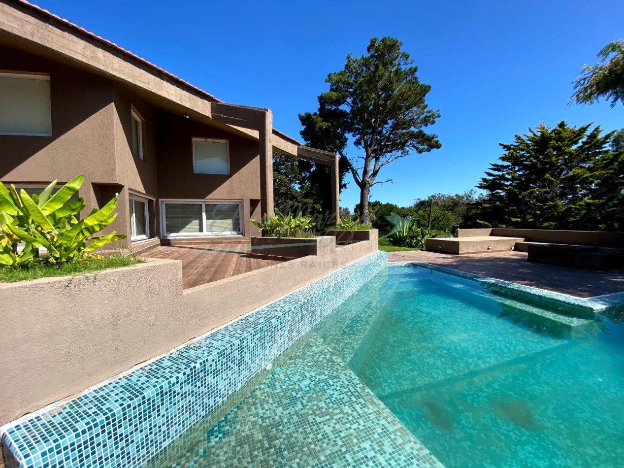 CASA EN ALQUILER - PINAMAR VERANO 2026 - CERCA DEL MAR