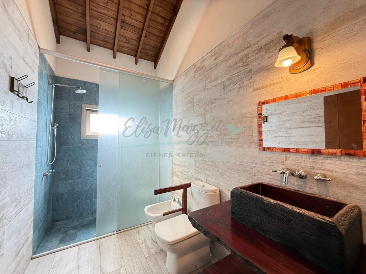CASA EN VENTA ZONA ALAMOS - PINAMAR 