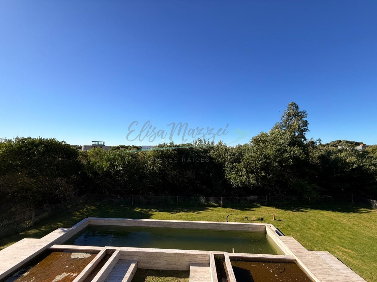 OPORTUNIDAD - CASA EN VENTA - COSTA ESMERALDA