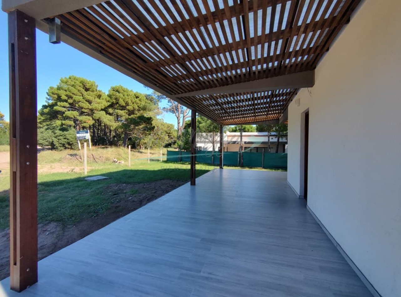 CASA EN VENTA CON FINANCIACION - PINAMAR