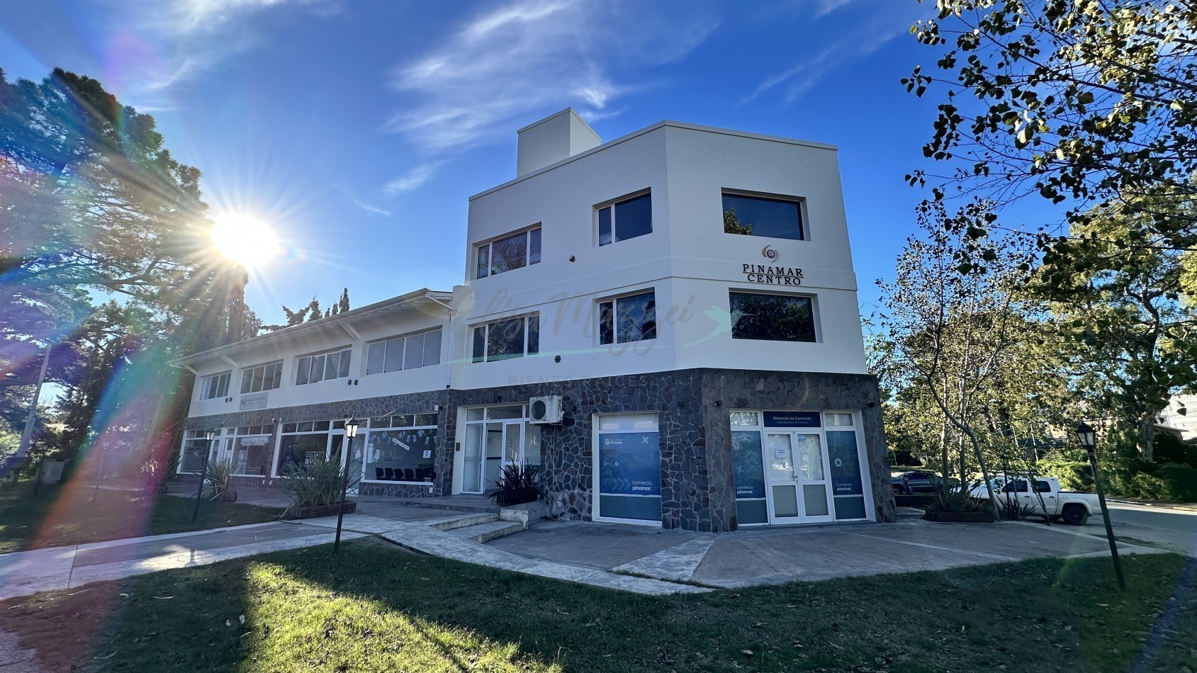 OFICINA EN ALQUILER - LOCAL EN PINAMAR CENTRO