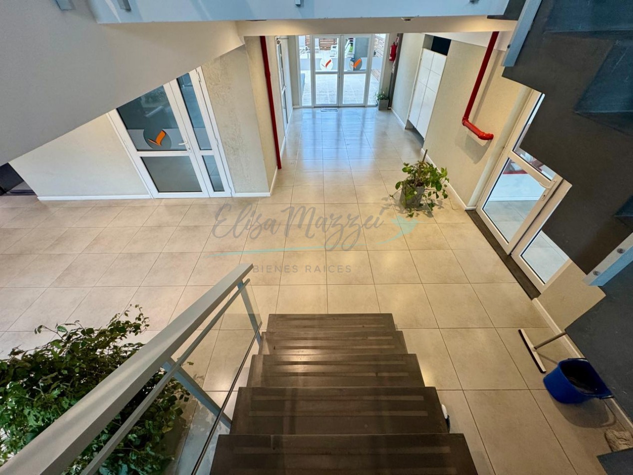 DEPARTAMENTO TRES AMBIENTES EN VENTA - PINAMAR CENTRO