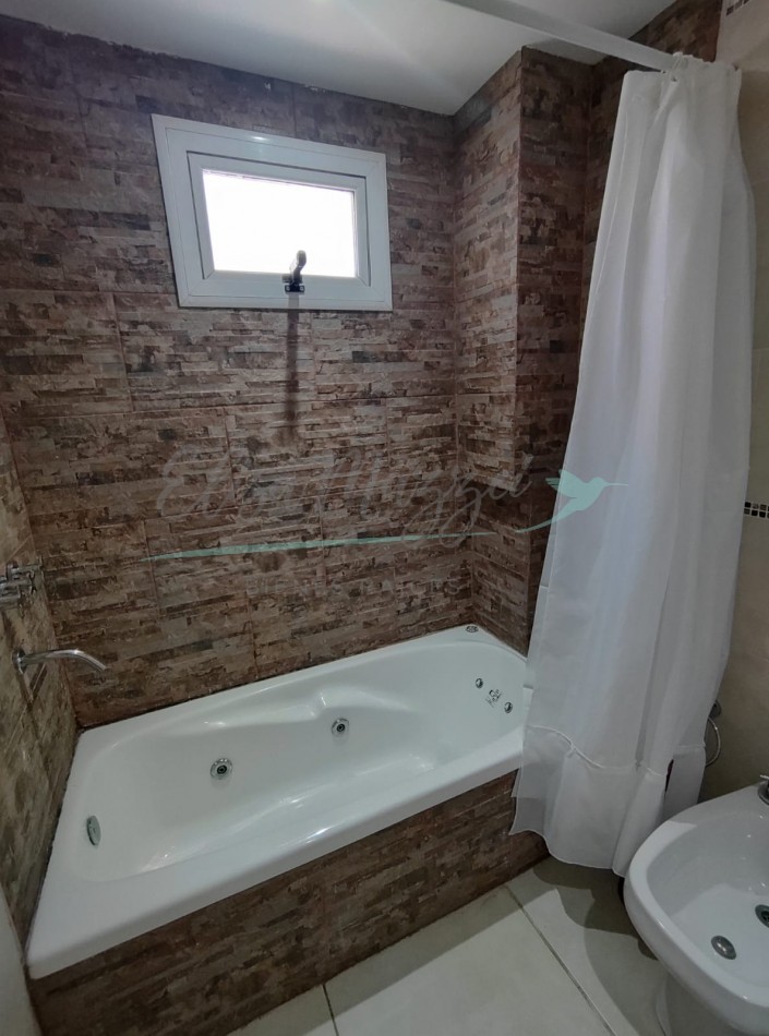 DEPARTAMENTO DOS AMBIENTES EN VENTA - MAR DE OSTENDE 