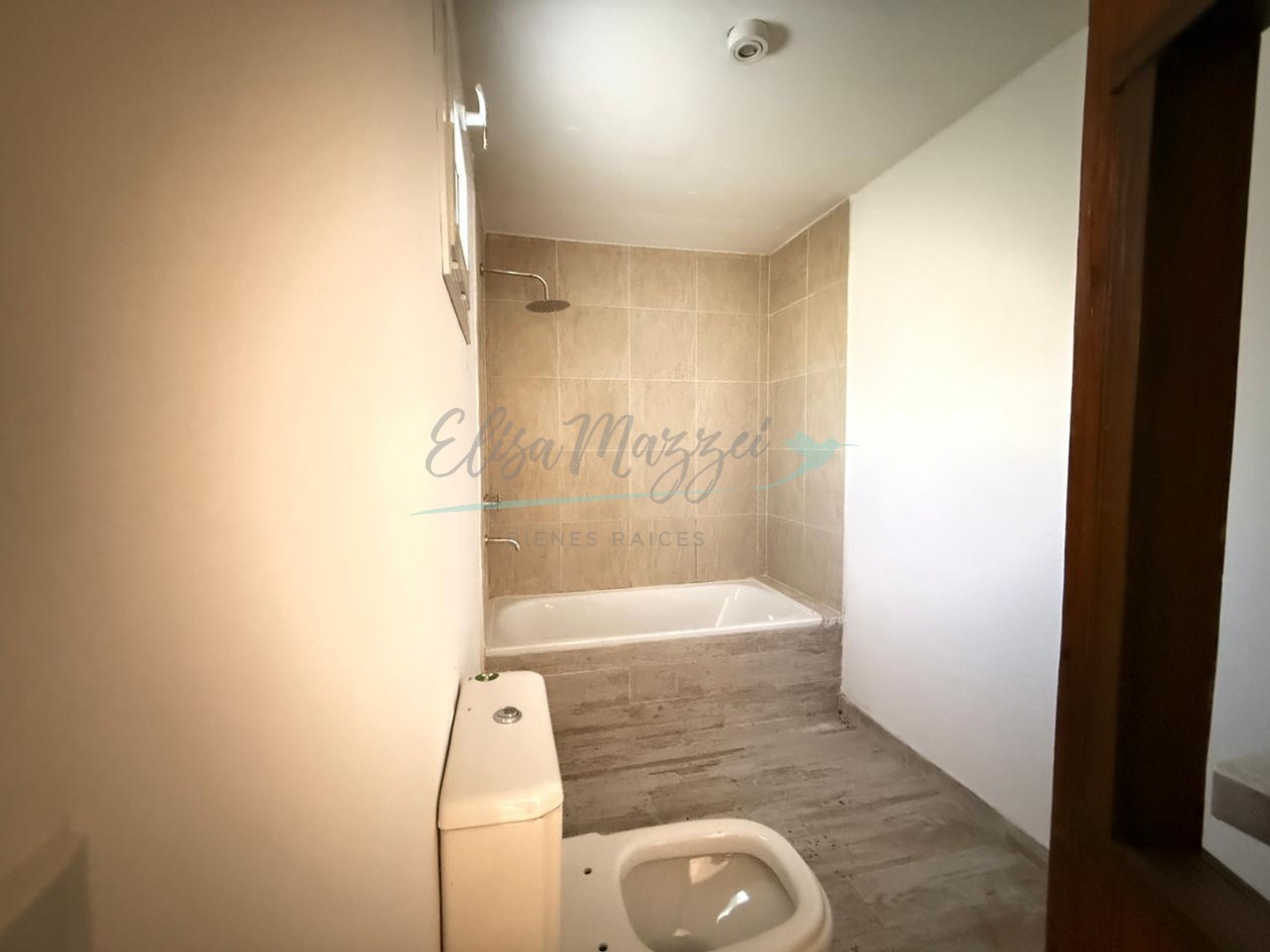 OPORTUNIDAD - CASA EN VENTA - COSTA ESMERALDA