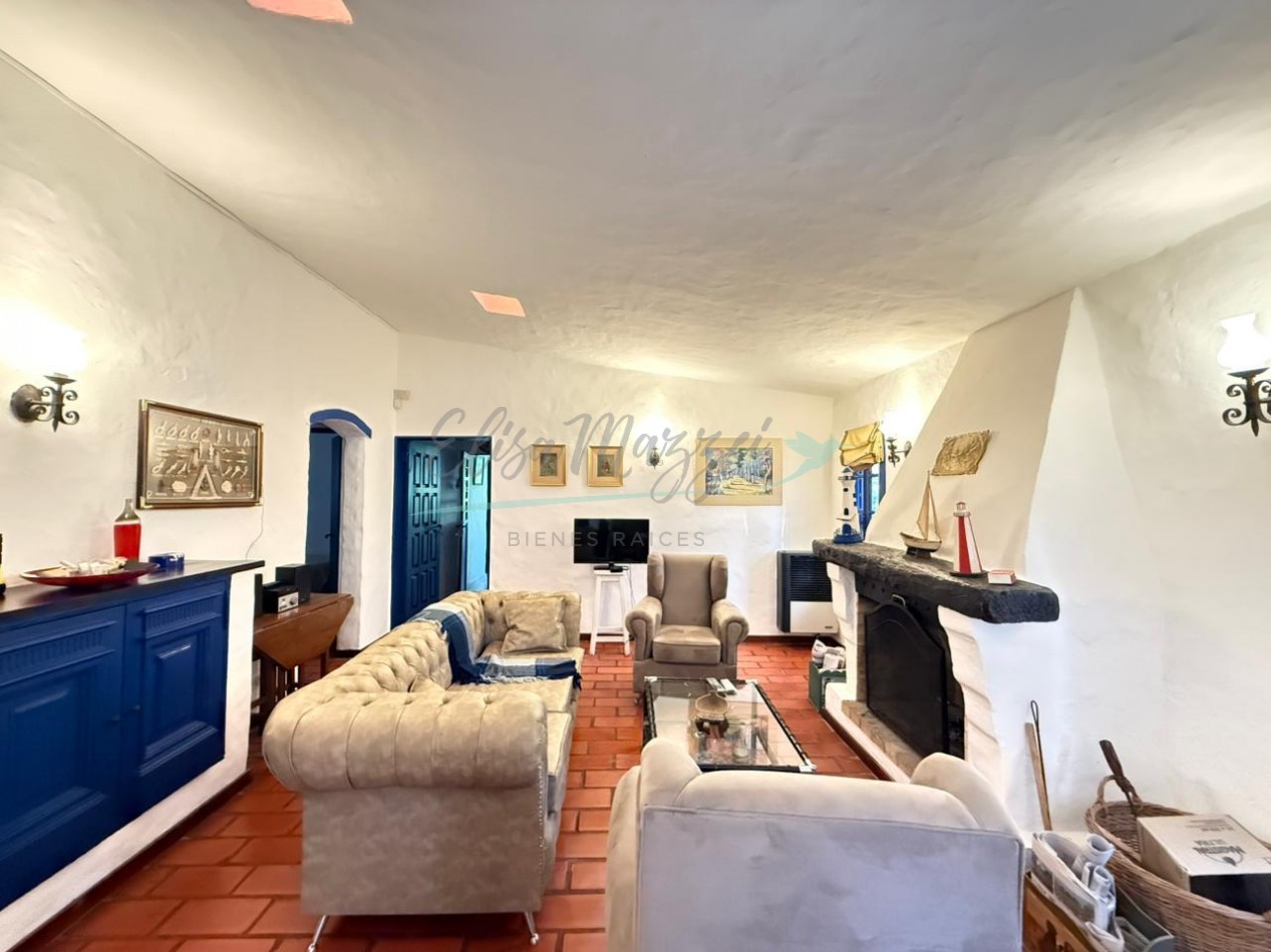 CASA EN VENTA - PINAMAR