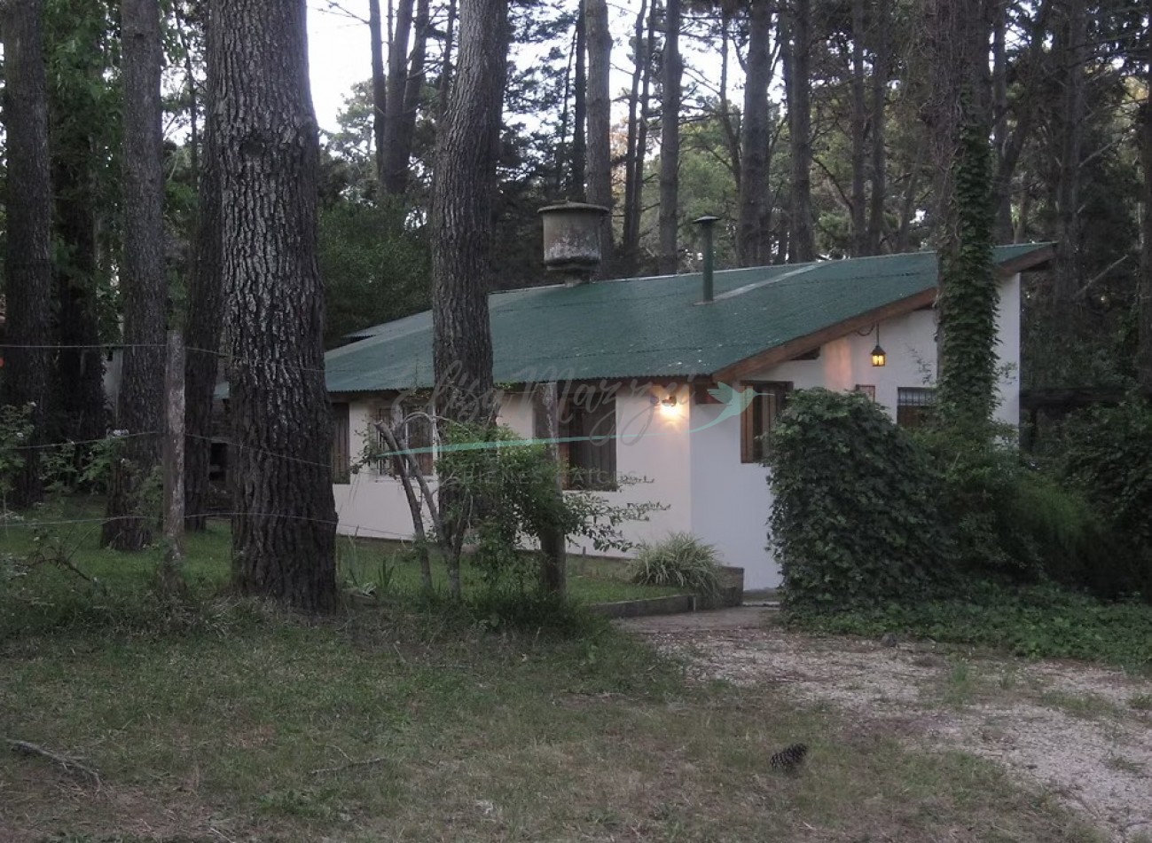 CASA EN VENTA - VALERIA DEL MAR - PINAMAR