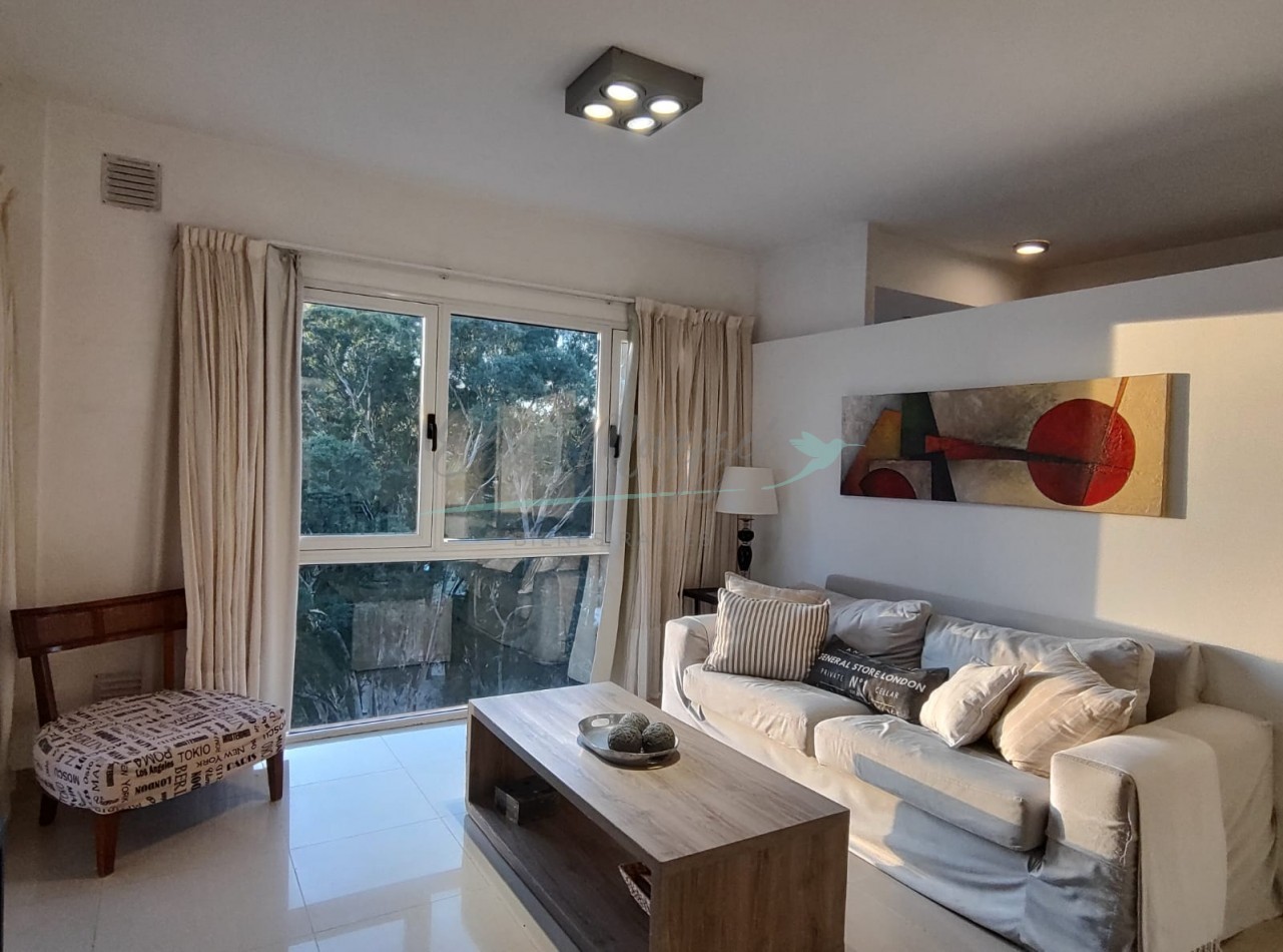DEPARTAMENTO TRES AMBIENTES EN VENTA - PINAMAR CENTRO