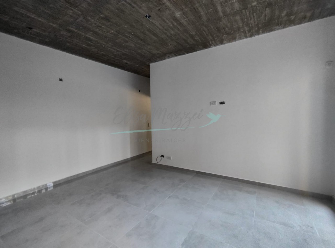 DEPARTAMENTO DOS AMBIENTES EN VENTA - PINAMAR