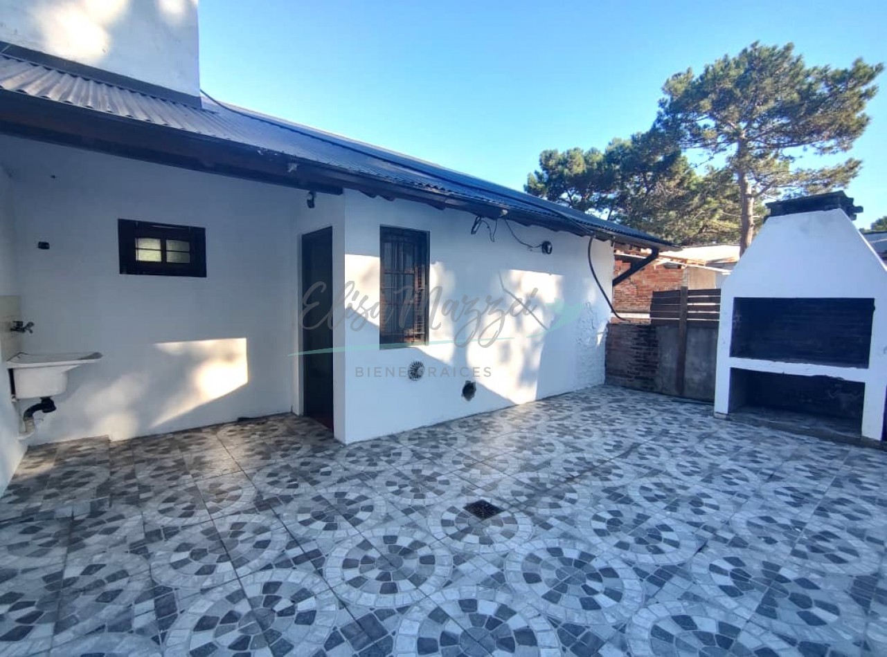 DEPARTAMENTO TRES AMBIENTES EN ALQUILER ANUAL - PINAMAR CENTRO