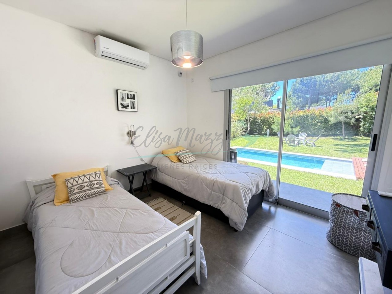 CASA EN ALQUILER VERANO 2027 - PINAMAR 