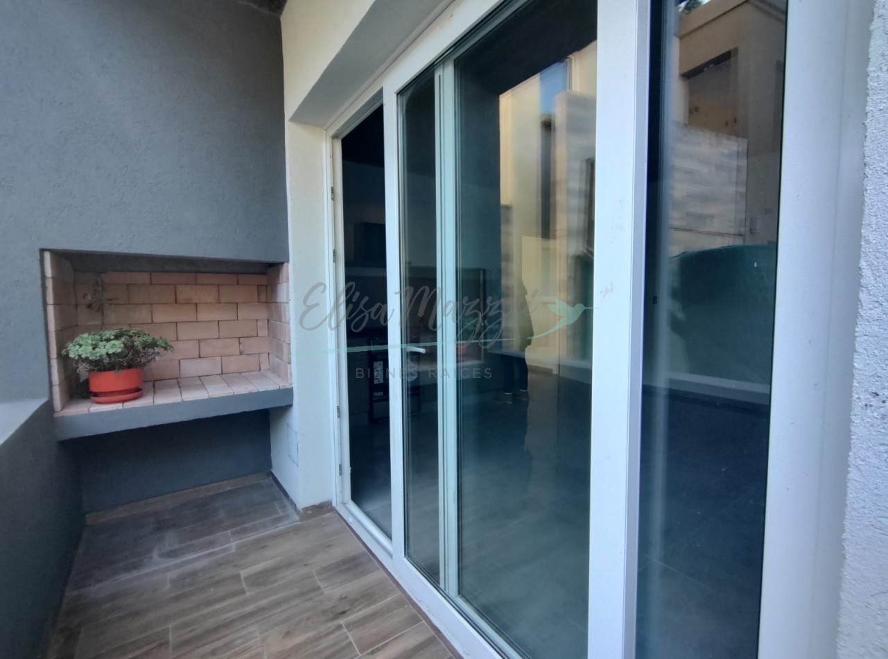 DEPARTAMENTO DOS AMBIENTES EN VENTA - PINAMAR