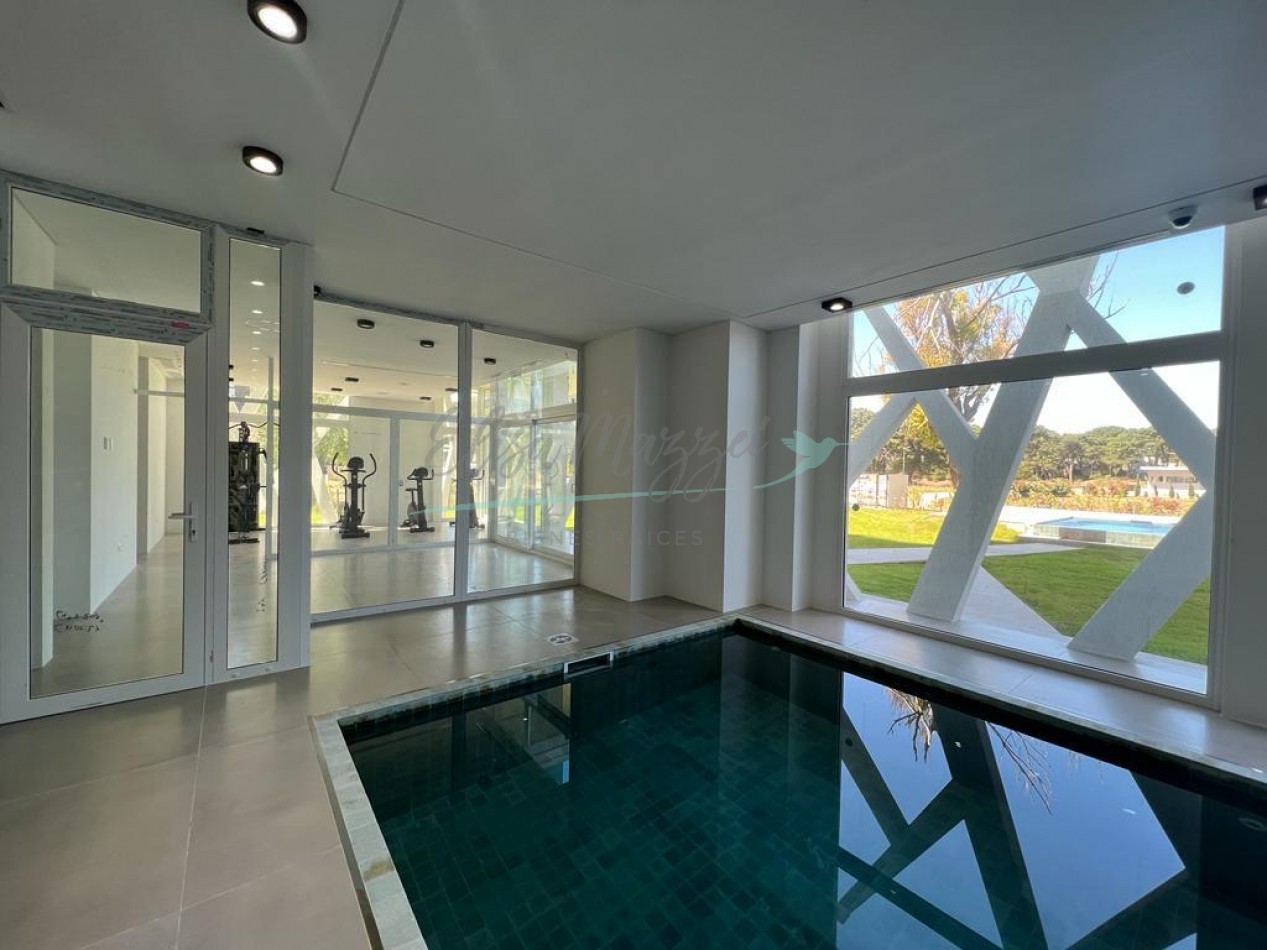 DEPARTAMENTO DOS AMBIENTES EN VENTA - PINAMAR