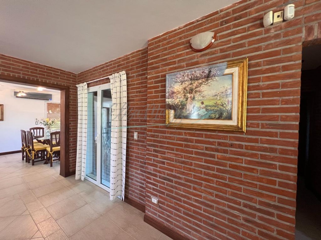 CASA EN VENTA - PINAMAR - FACILIDADES DE PAGO