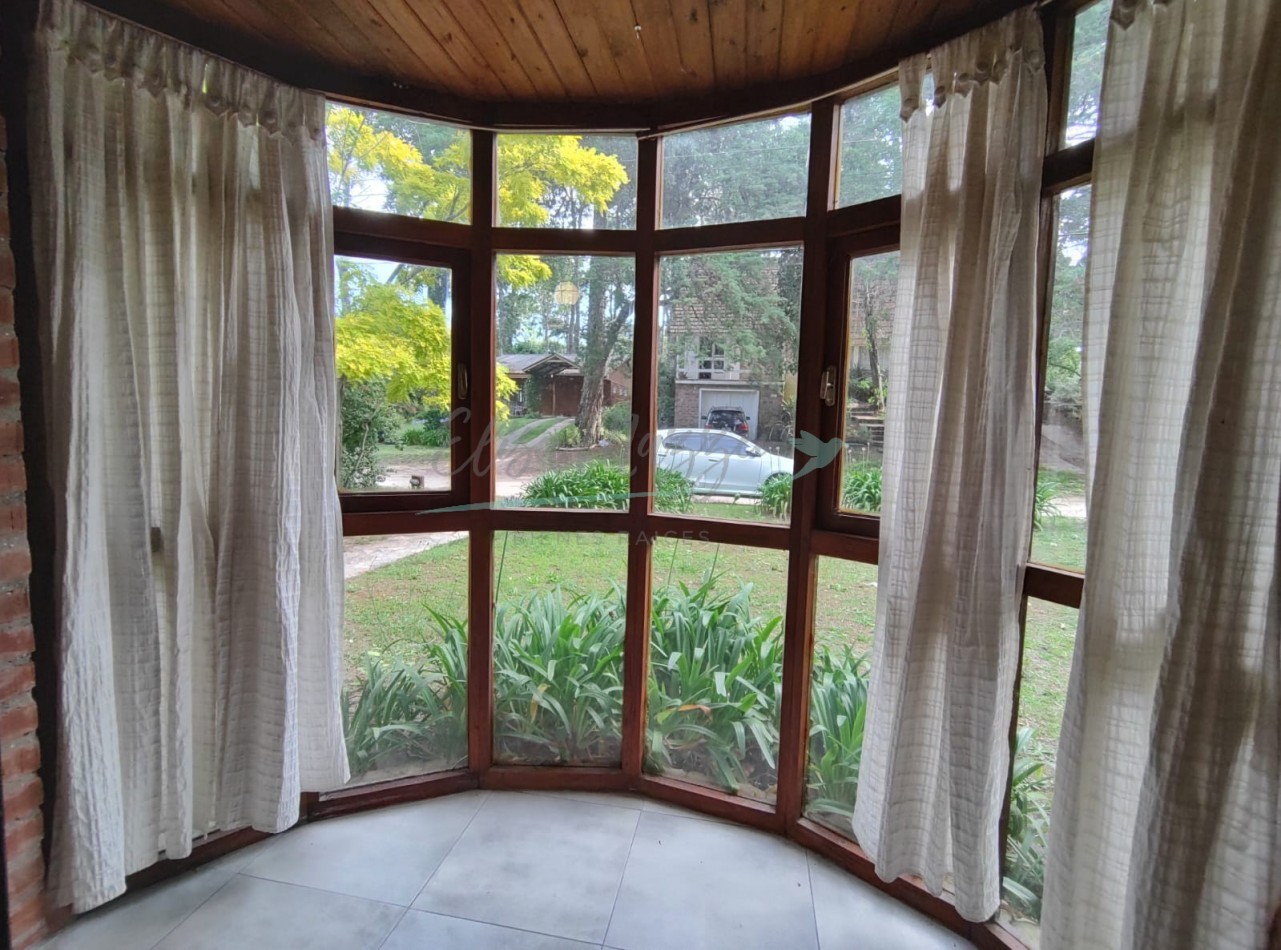 CASA EN ALQUILER - VALERIA DEL MAR