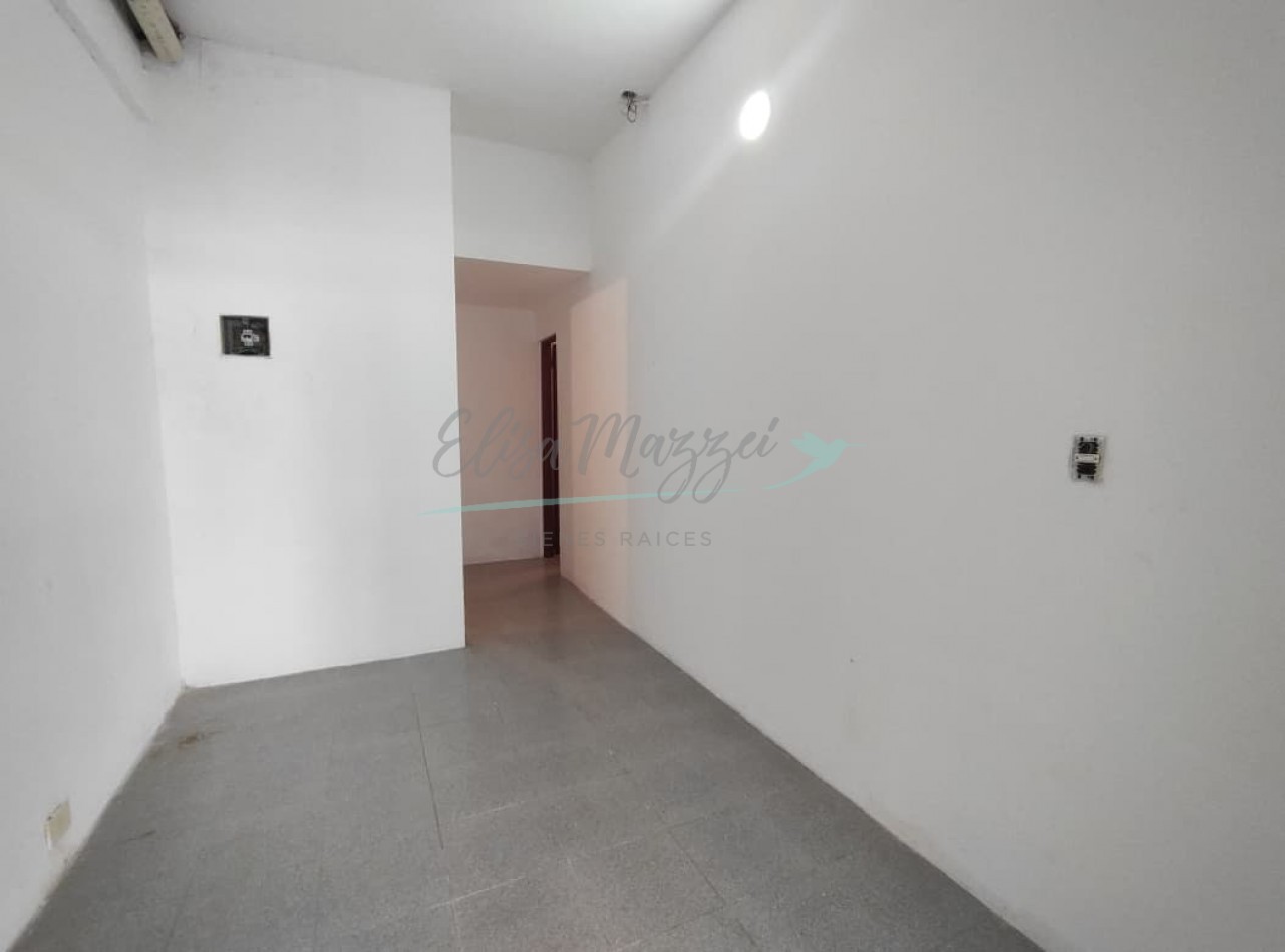 LOCAL EN ALQUILR - PINAMAR CENTRO