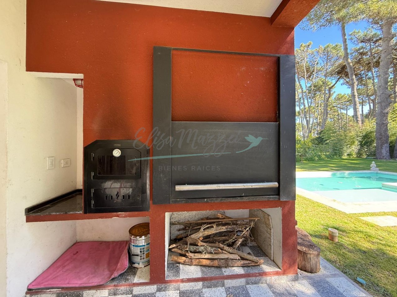 CASA EN VENTA ZONA ALAMOS - PINAMAR 