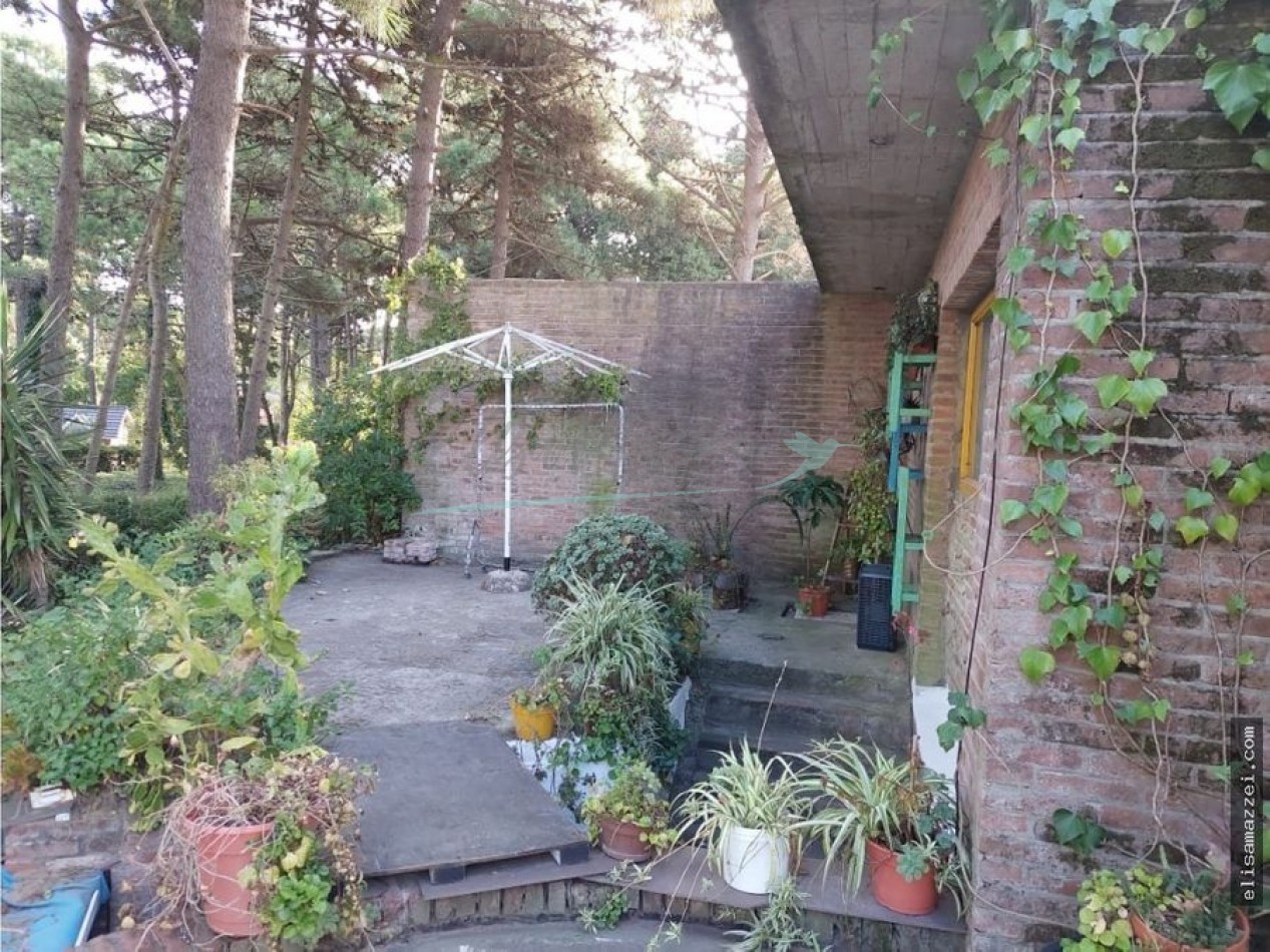 CASA EN VENTA - PINAMAR 
