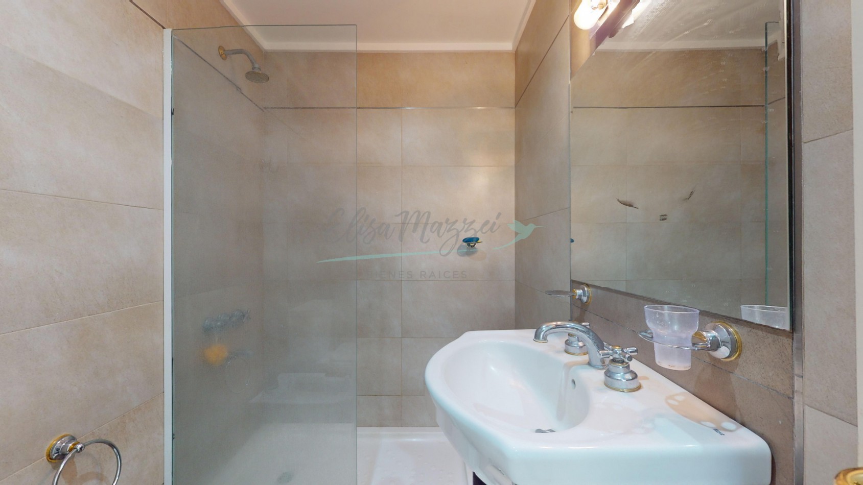DEPARTAMENTO DOS AMBIENTES EN VENTA - PINAMAR