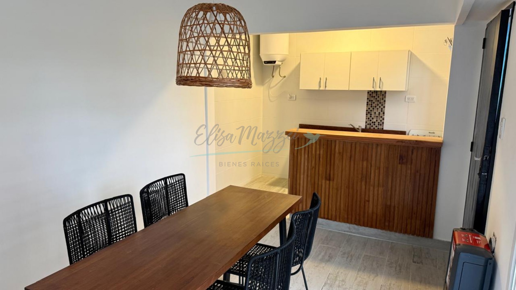 DEPARTAMENTO DOS AMBIENTES EN VENTA - A METROS DEL MAR - PINAMAR